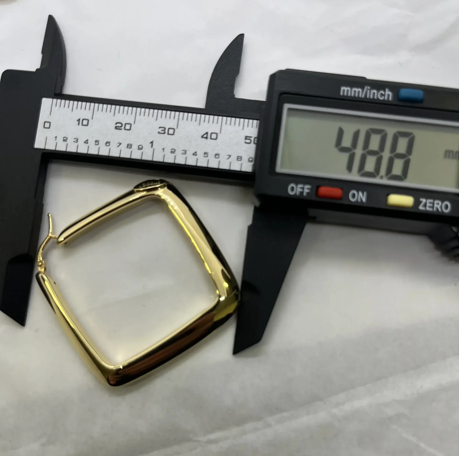 Orecchini Quadrato Donna Oro Giallo 18kt 750% - immagine 5