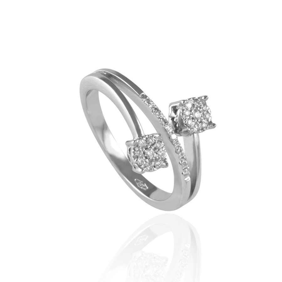 Anello In Oro 18kt Con Diamanti 0.14kt